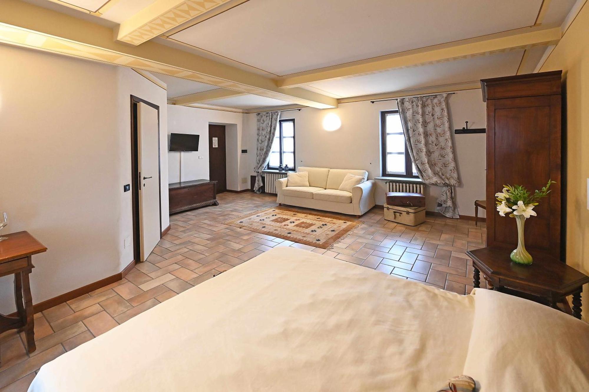 La Ca Dolga Guest House La Morra Ruang foto