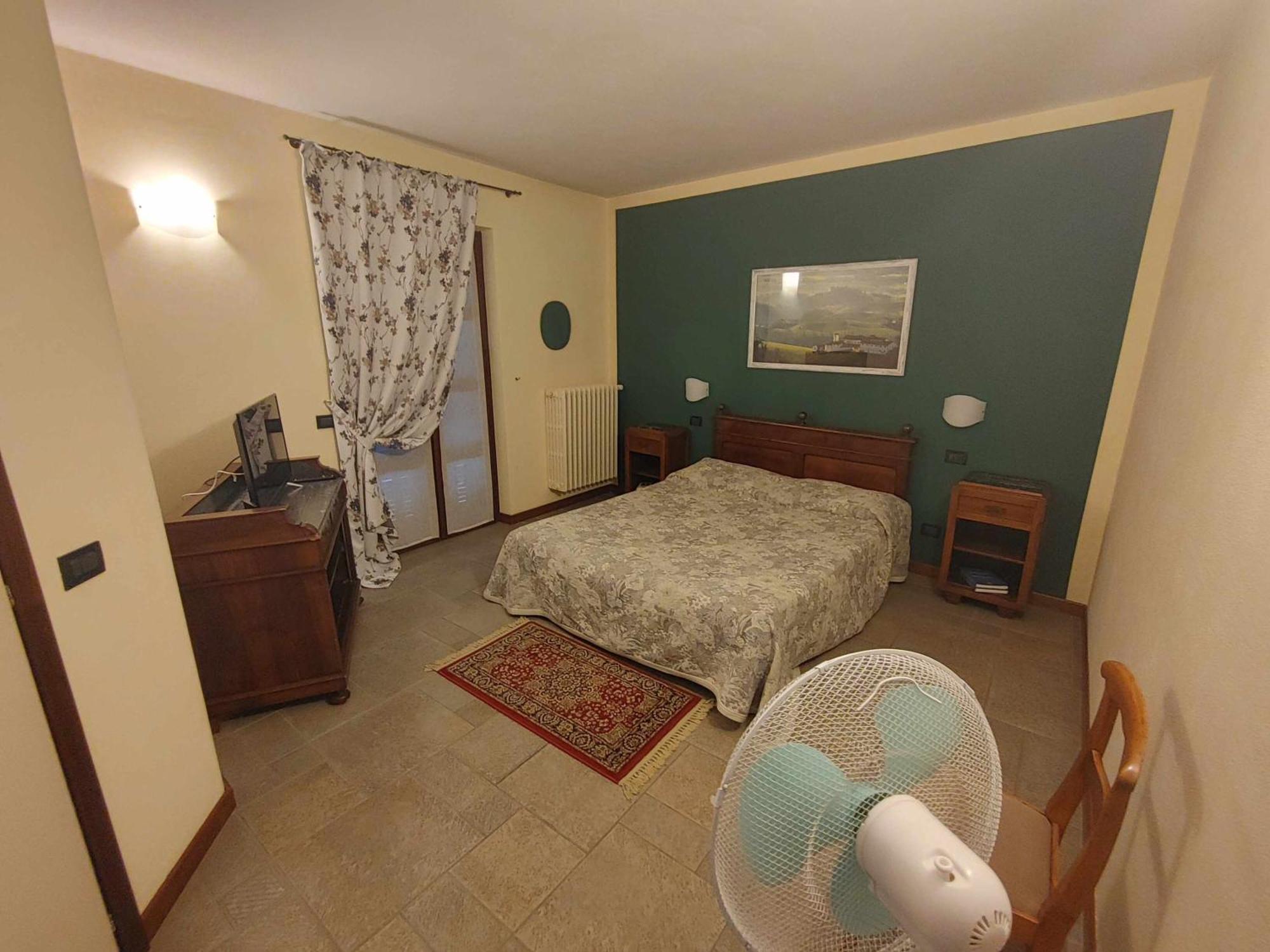 La Ca Dolga Guest House La Morra Ruang foto