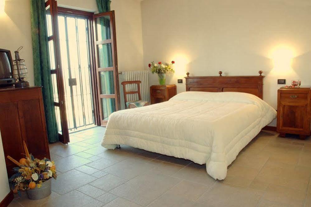 La Ca Dolga Guest House La Morra Bagian luar foto